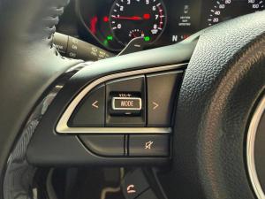 Suzuki Swift 1.2 GLX auto - Image 9