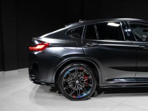 BMW X4 M competition - Image 10