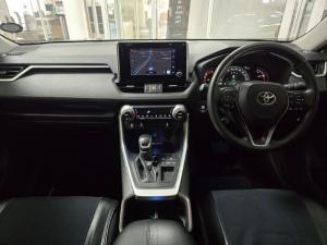 Toyota RAV4 2.0 VX - Image 11
