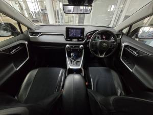 Toyota RAV4 2.0 VX - Image 13