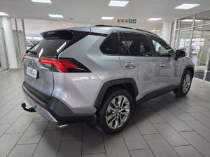 Toyota RAV4 2.0 VX - Image 6