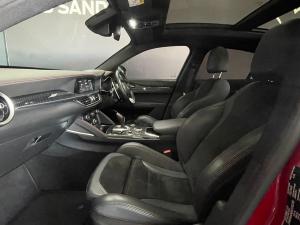 Alfa Romeo Stelvio 2.0T Veloce Q4 - Image 4
