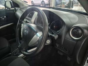 Nissan Almera 1.5 Acenta automatic - Image 7