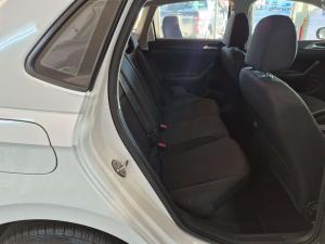 Volkswagen Polo 1.0 TSI Comfortline DSG - Image 10