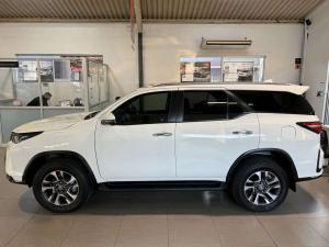 Toyota Fortuner 2.8GD-6 4X4 automatic - Image 12