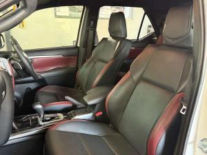 Toyota Fortuner 2.8GD-6 4X4 automatic - Image 15