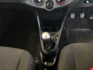 Toyota Etios hatch 1.5 Sprint - Image 11