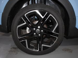 Volkswagen T-CROSS 1.0 TSI R-LINE DSG - Image 21