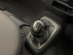 Kia K 2700 WorkhorseS/C - Image 9