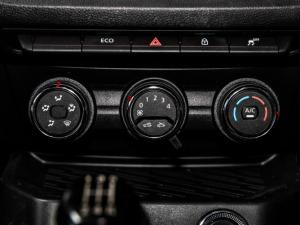 Renault Kiger 1.0 Turbo Zen - Image 19