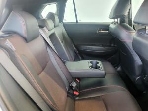Toyota Corolla Cross 1.8 Hybrid GR-Sport - Image 14