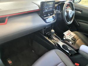 Toyota Corolla Cross 1.8 Hybrid GR-Sport - Image 9