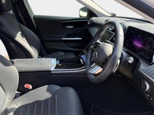 Mercedes-Benz C-Class C220d Avantgarde - Image 13