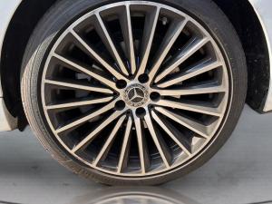 Mercedes-Benz C-Class C220d Avantgarde - Image 15