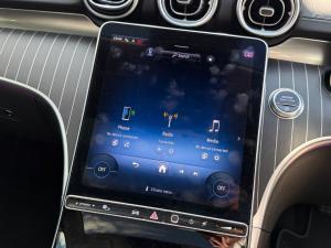 Mercedes-Benz C-Class C220d Avantgarde - Image 22