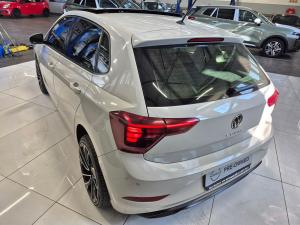 Volkswagen Polo hatch 1.0TSI Life manual - Image 14