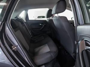 Volkswagen Polo Vivo hatch 1.4 Life - Image 13