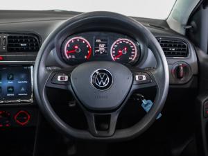 Volkswagen Polo Vivo hatch 1.4 Life - Image 15