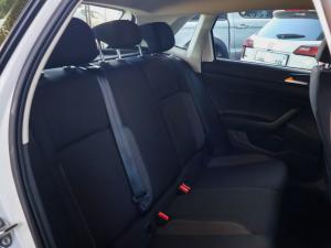 Volkswagen Polo hatch 1.0TSI Life manual - Image 14