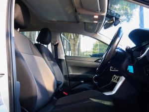 Volkswagen Polo hatch 1.0TSI Life manual - Image 9