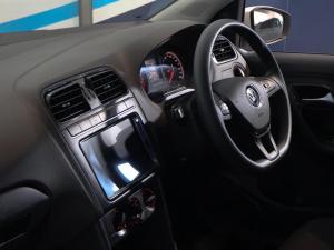 Volkswagen Polo Vivo hatch 1.4 Life - Image 12