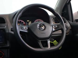 Volkswagen Polo Vivo hatch 1.4 Life - Image 16