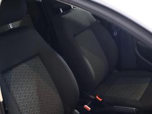 Volkswagen Polo Vivo hatch 1.4 Life - Image 19