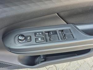 Suzuki Swift 1.2 GL+ manual - Image 13