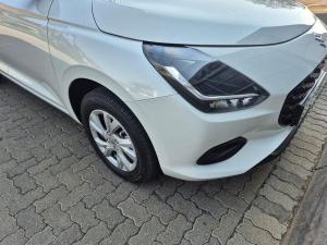 Suzuki Swift 1.2 GL+ manual - Image 7