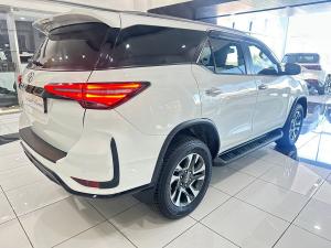 Toyota Fortuner 2.8GD-6 48V VX - Image 7
