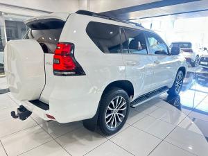 Toyota Land Cruiser Prado 2.8GD VX-L - Image 6