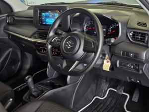 Suzuki Swift 1.2 GL+ manual - Image 11