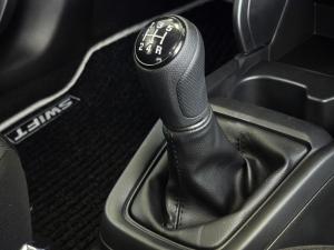 Suzuki Swift 1.2 GL+ manual - Image 12