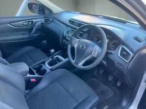 Nissan Qashqai 1.2T Visia - Image 13