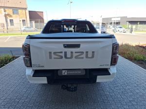 Isuzu D-Max 3.0TD double cab V-Cross - Image 5