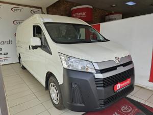 Toyota Quantum 2.8 SLWB panel van - Image 1