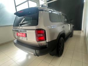 Toyota Land Cruiser Prado 2.8GD VX-R - Image 2