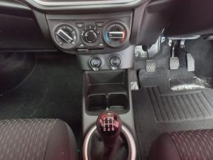 Toyota Vitz 1.0 XR AMT - Image 6