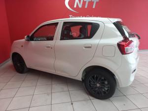 Toyota Vitz 1.0 XR AMT - Image 9