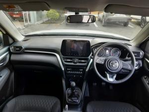 Toyota Urban Cruiser 1.5 XR automatic - Image 6
