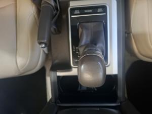 Toyota Prado VX-L 2.8GD automatic - Image 11