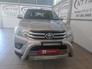 Toyota Hilux 2.8 GD-6 Raider 4X4 automaticD/C - Image 4