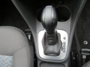 Volkswagen Polo Vivo 1.6 Life TIP - Image 14