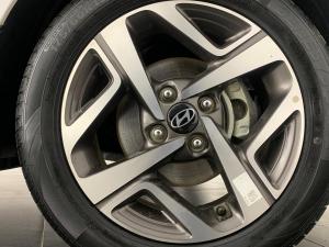Hyundai Grand i10 1.2 FLUID/EXECUTIVE automatic - Image 19