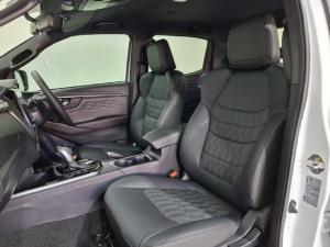 Isuzu D-Max 3.0TD double cab LSE - Image 10