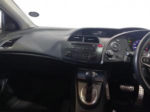 Honda Civic hatch 1.8 VXi automatic - Image 14