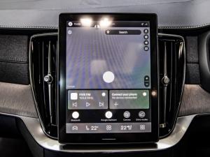 Volvo XC90 T8 Plug-In Hybrid AWD Ultra Dark - Image 10