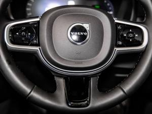 Volvo XC90 T8 Plug-In Hybrid AWD Ultra Dark - Image 11