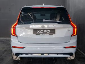 Volvo XC90 T8 Plug-In Hybrid AWD Ultra Dark - Image 5