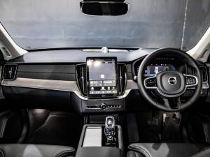 Volvo XC90 T8 Plug-In Hybrid AWD Ultra Dark - Image 8
